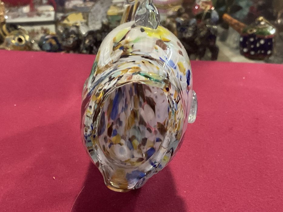 Peixe vidro pintado com 22 cm.      Mais anúncios abaixo