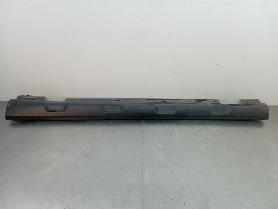 Embaladeira esquerda MERCEDES-BENZ GLA (X156)