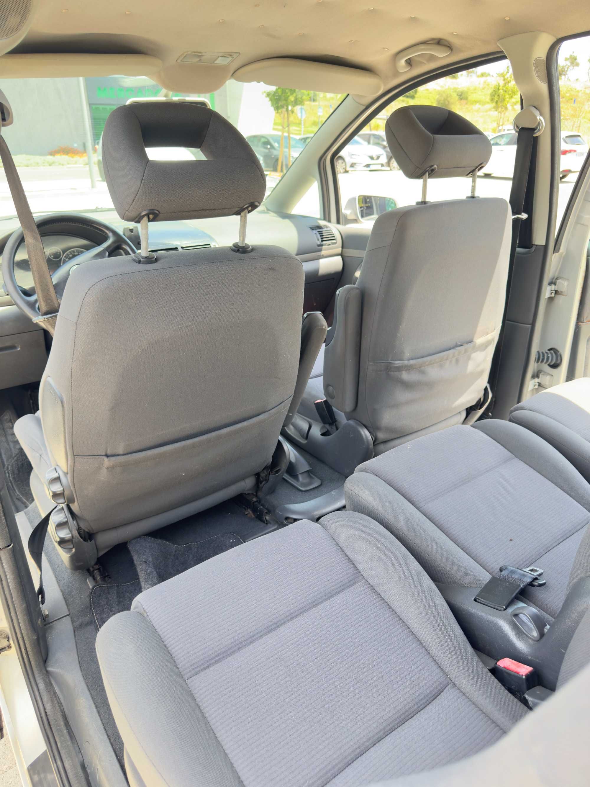 Volkswagen Sharan 1.9 TDI - 2002 - 7 Lugares Familiar