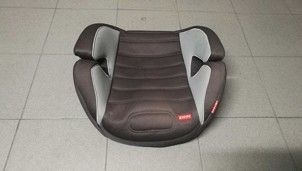 Cadeira auto Zippy universal