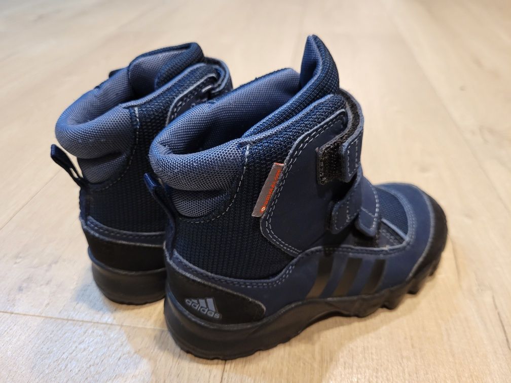 Adidasy zimowe 26,5 traxion primaloft