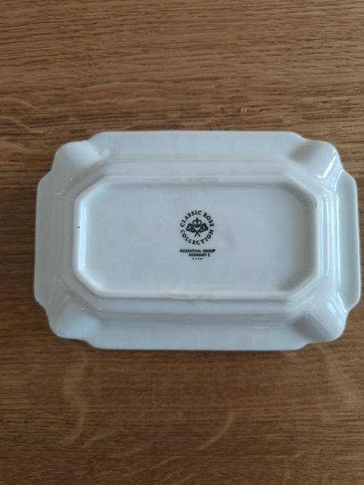 Porcelanowa popielniczka Rosenthal Classic Rose – biała, Niemcy