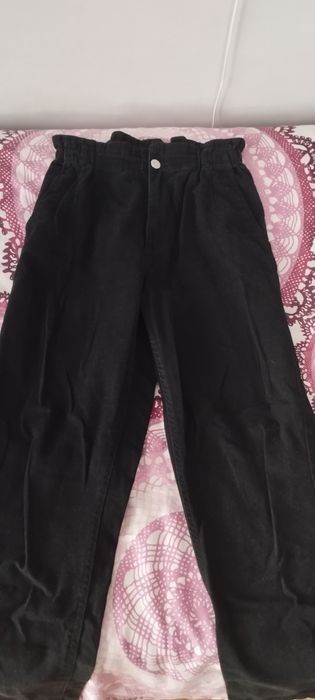 Czarne szerokie spodnie na gumce terranova