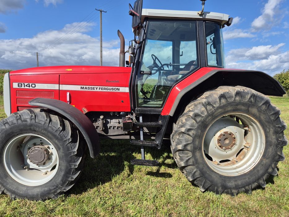 Massey Ferguson 8140