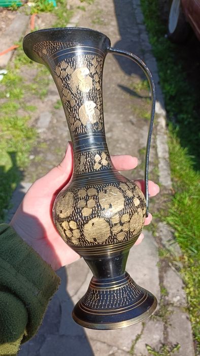 Продам вазу з латуні