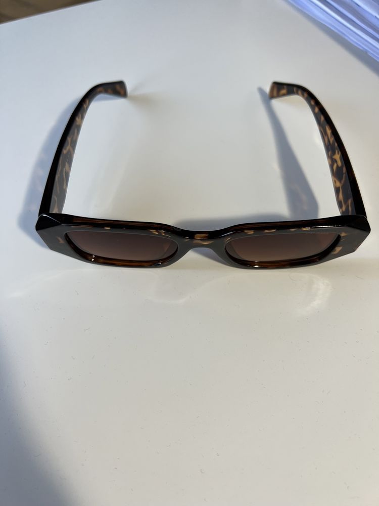 Oculos de sol Prada