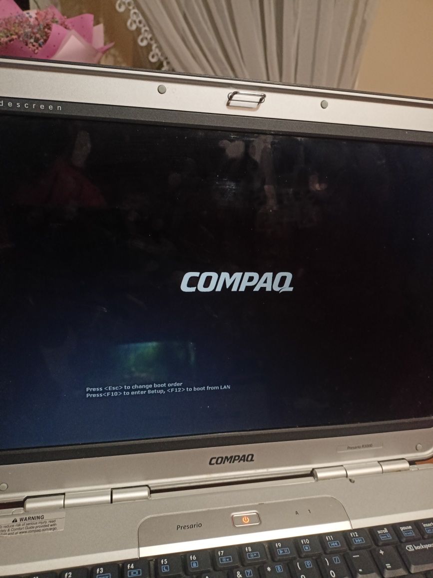 Laptop    Compaq