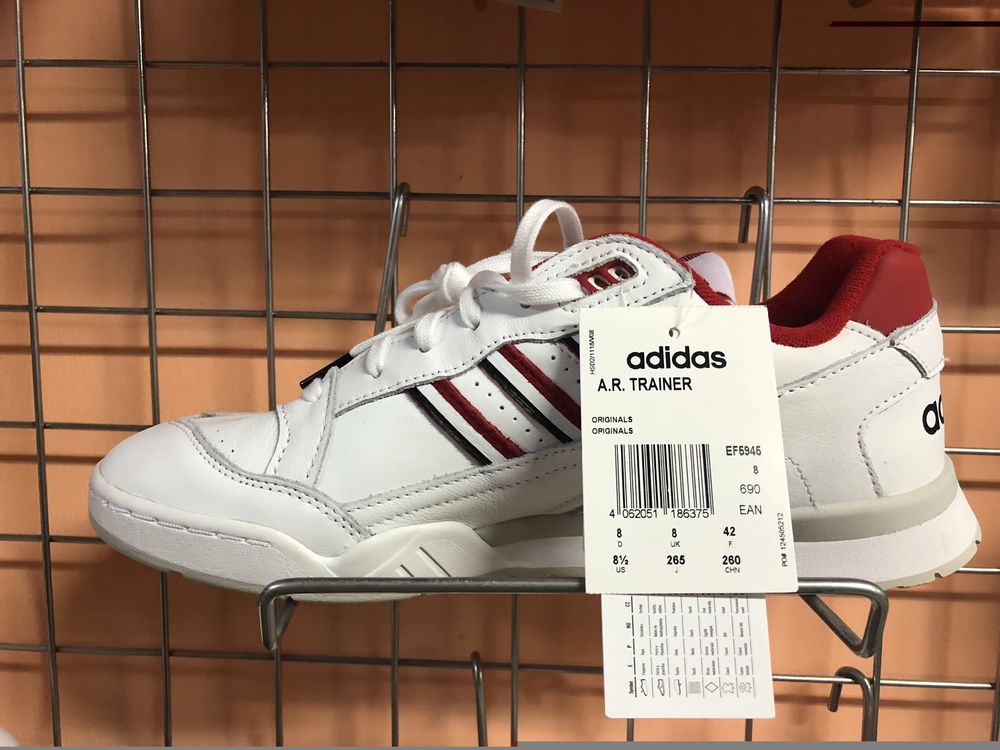 Wyprzedaż ! ! Adidas A.R. Trainer 42 oryginalne nowe buty