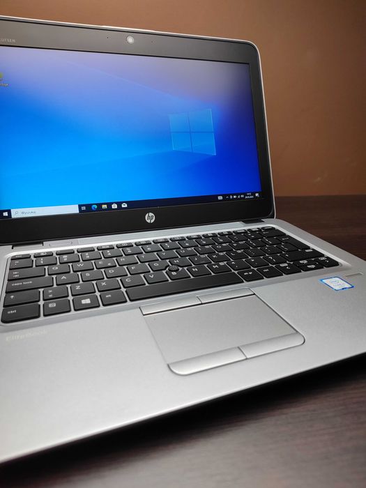 Laptop 12,5" HP EliteBook 820 G3 - i5-6200U/16GB RAM/128SSD/W10 4G FV