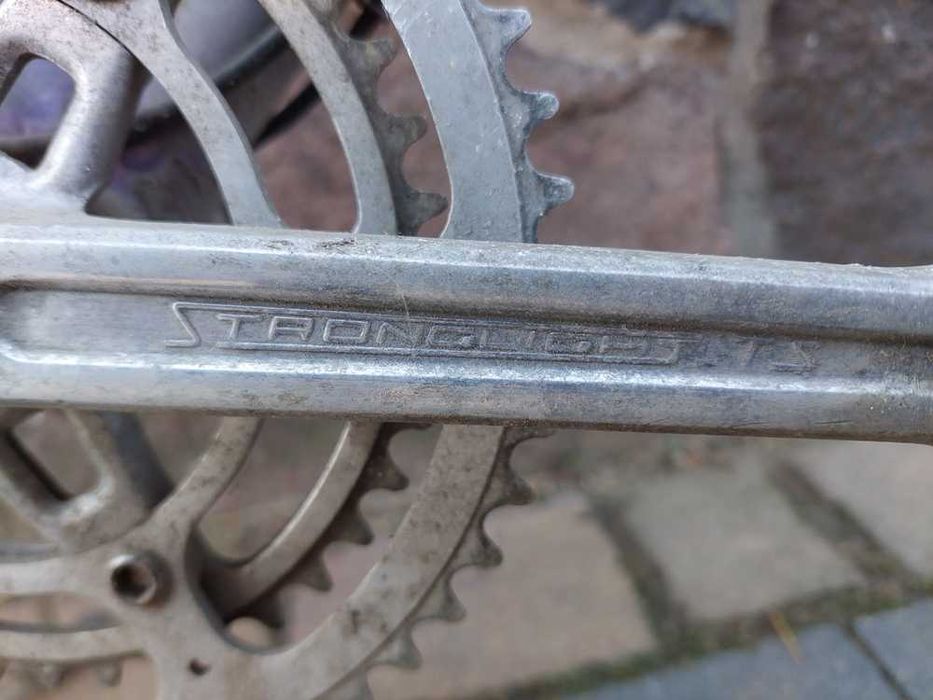 Rower wyścigowy szosowy.