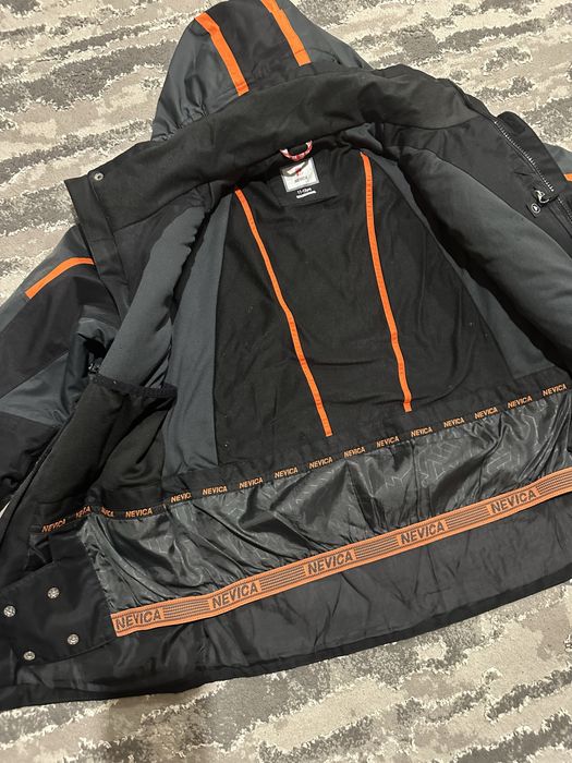 Продам лижну куртку для хлопчика