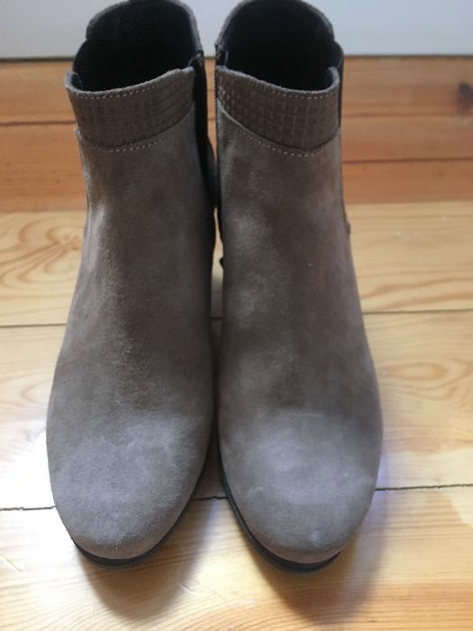 Botins Flashoes cor taupe (tam. 37)