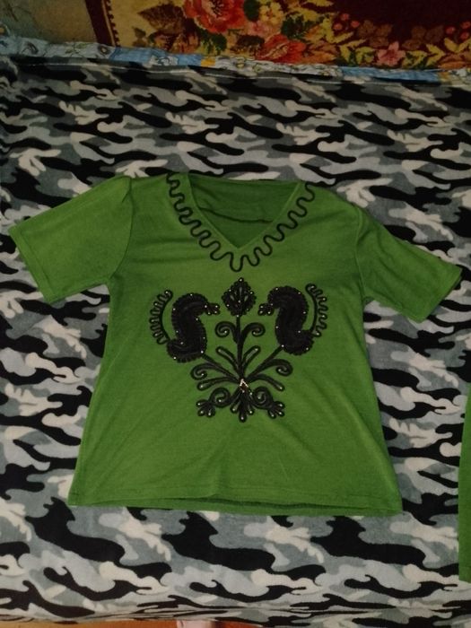 Продається костюм жіночий.