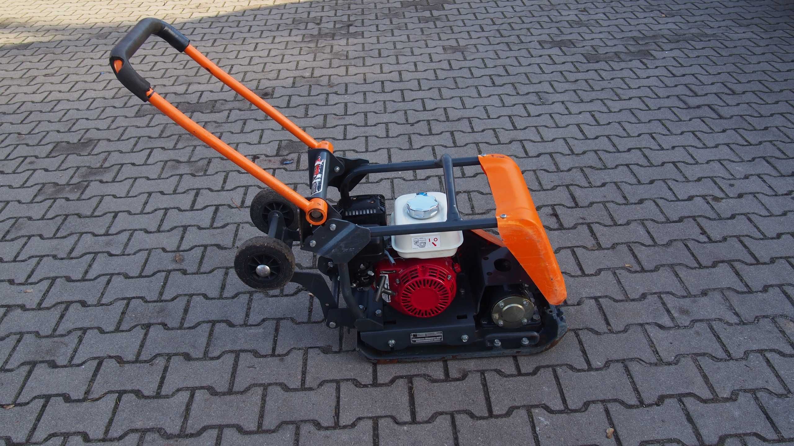 Belle  FC 3612 E 81 kg HONDA GX 120  Zageszczarka Ubijarka ubijak