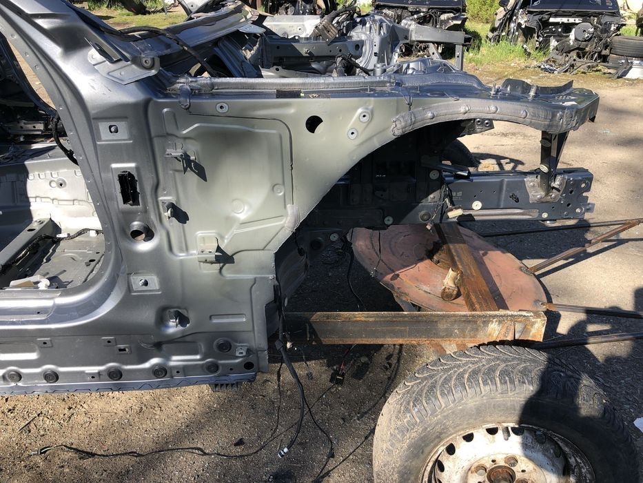 Чверть передня права BMW i4 G26 колір C4W 2020-