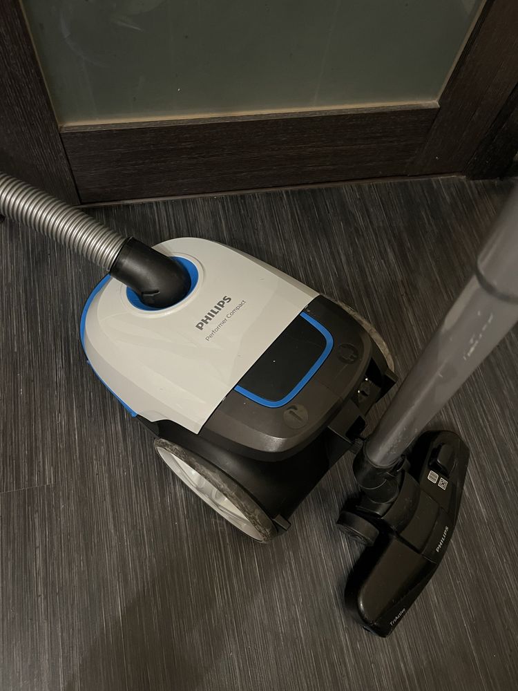 Мішковий Пилосос Philips 2000ват