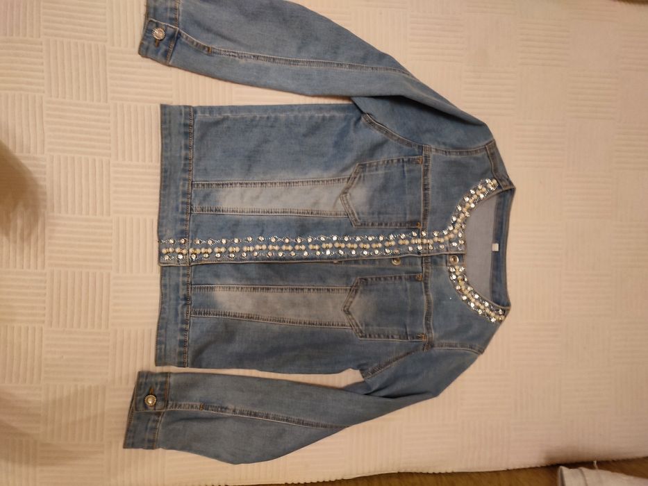 Куртка джинсовая на девочку 9-11 лет