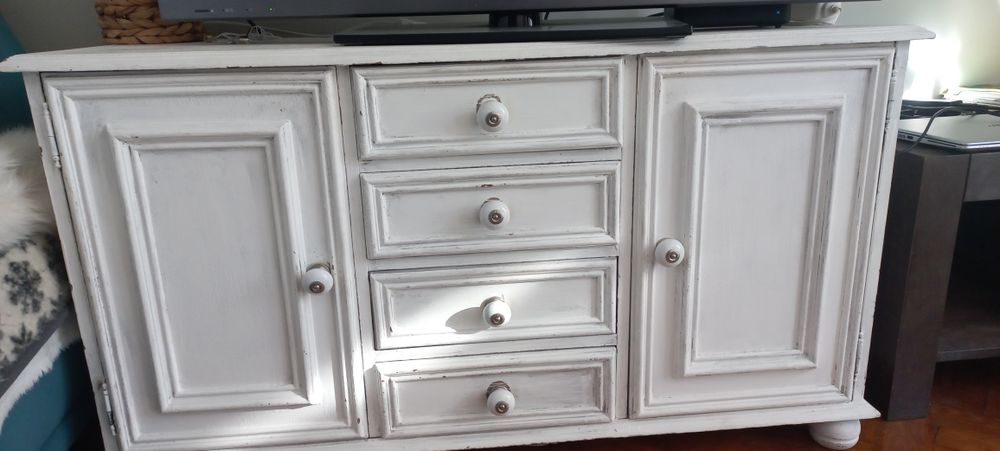 Szafka drewniana biala pod telewizor i nie tylko