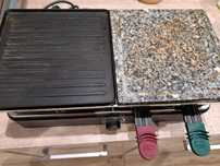 Grill elektryczny z płytą kamienną
