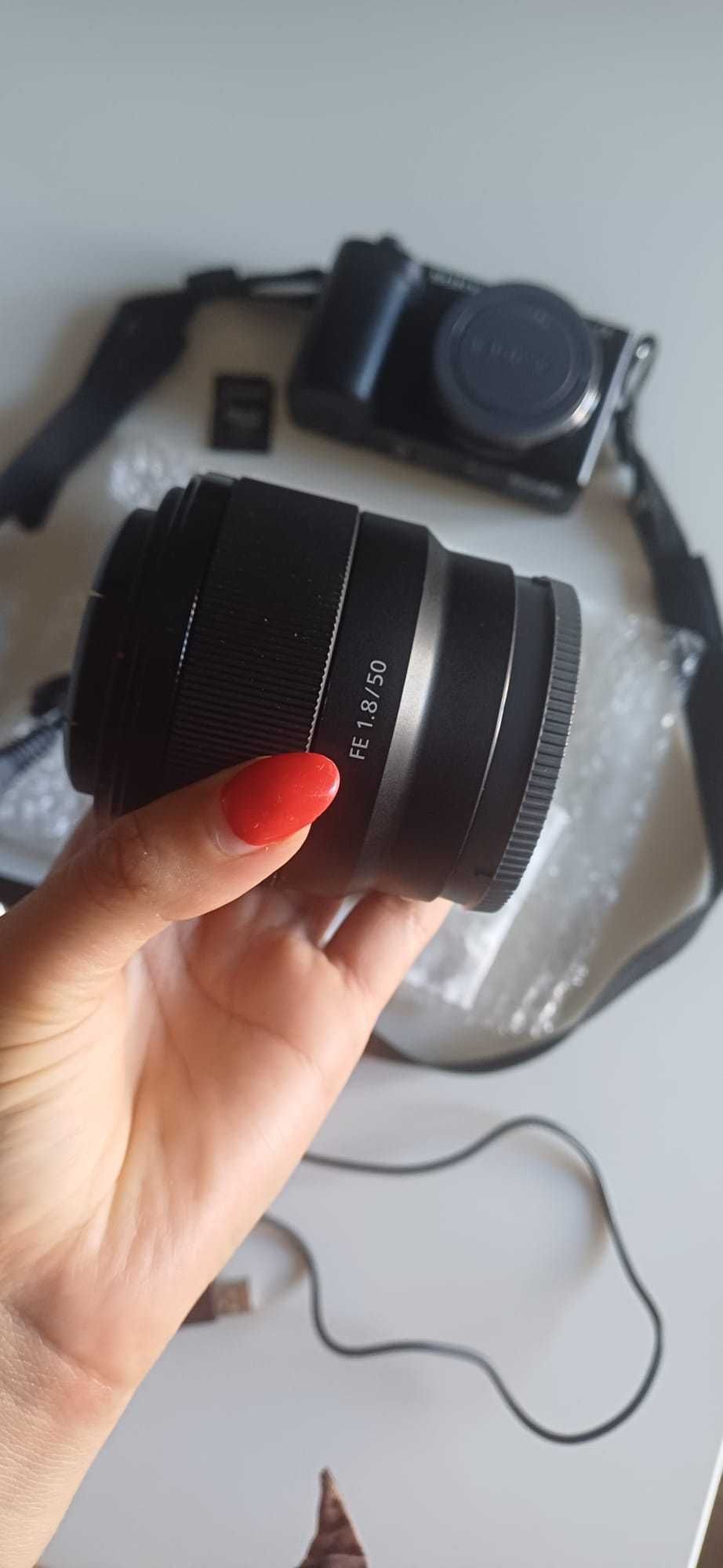 Sony ZV-E10 + Sony 50mm f/1.8 – Kit criação de conteúdo