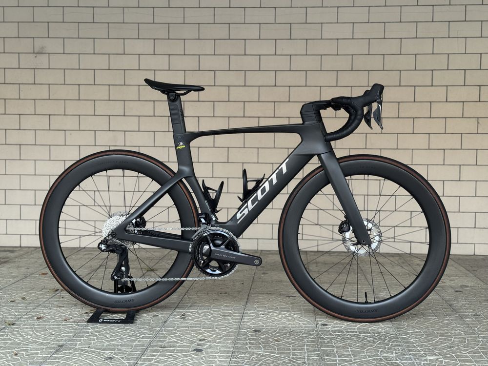 Bicicleta estrada Scott Foil Rc 10 semi-nova