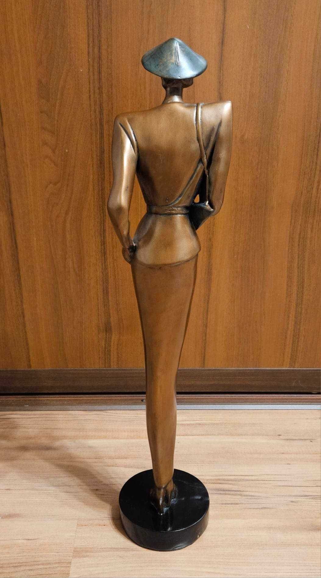 Статуетка Витончена Леди