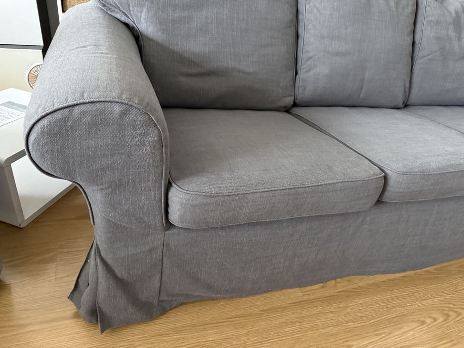 Vendo Sofá 3 Lugares