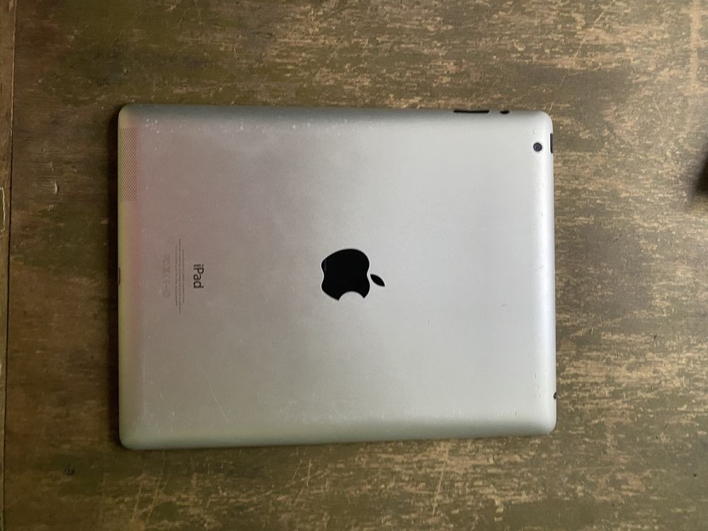 Планшет Ipad 4