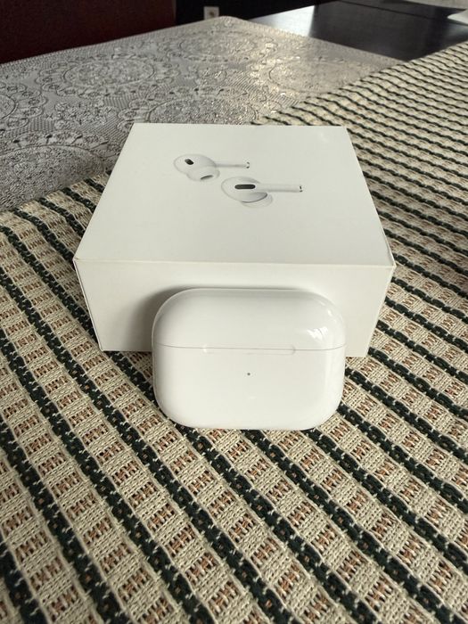 Apple Airpods Pro 2 - oryginalne i jak nowe