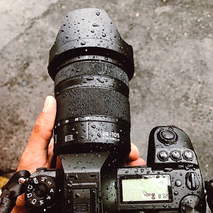 PANASONIC LUMIX S PRO 24-105mm f/4 Macro O.I.S.