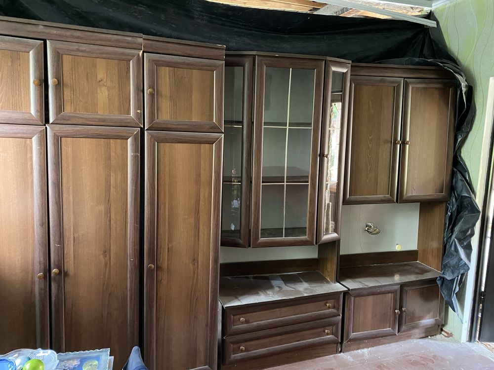Продам стінку шкаф шафа