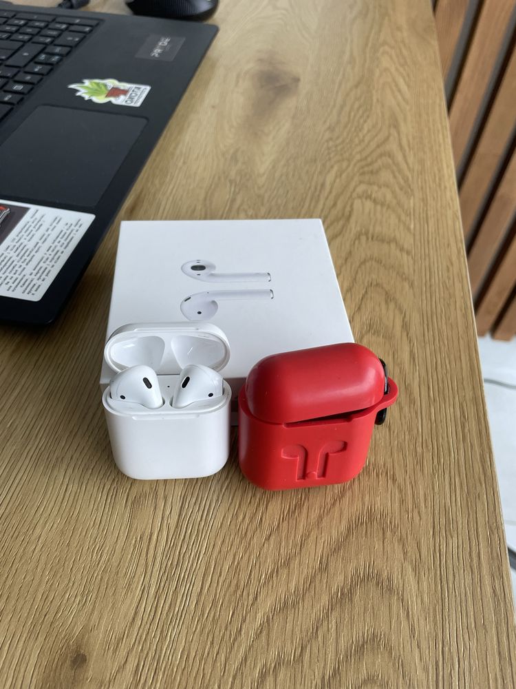 Продам AirPods 2