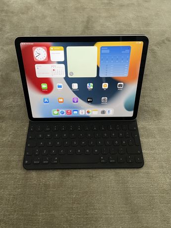 Ipad Air 5 2022 як новий + apple keyboard