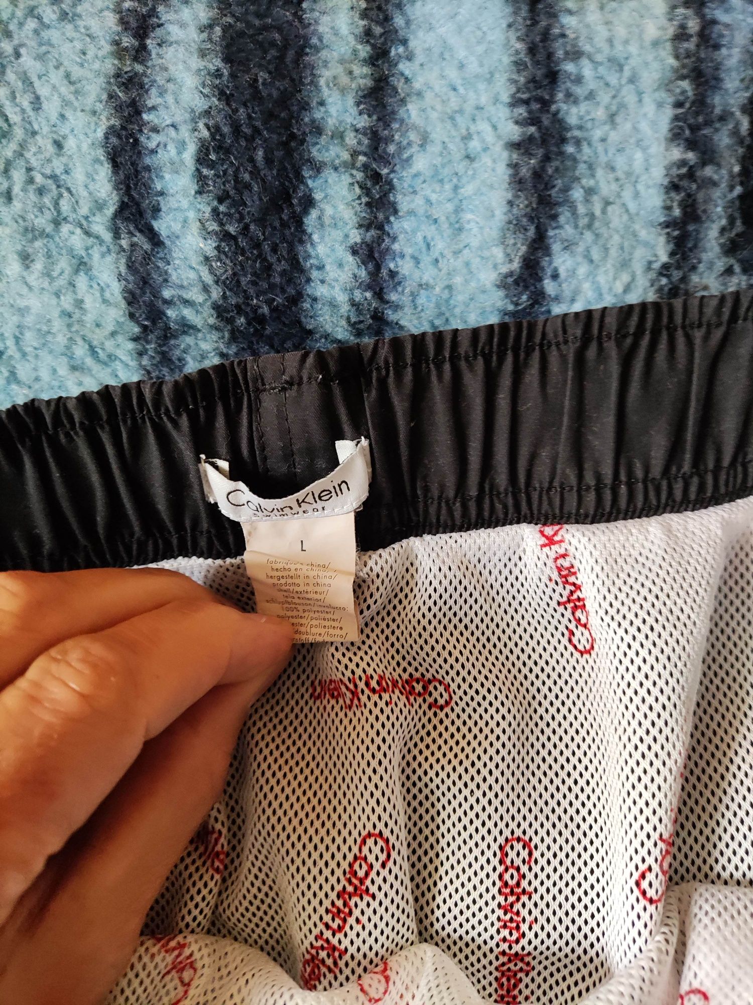 Spodnie krótkie Calvin Klein roz L