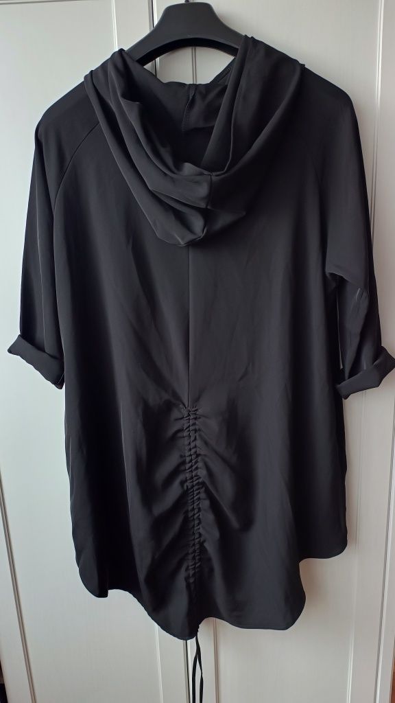 Cienka kurtka na zamek asymetryczna 4XL