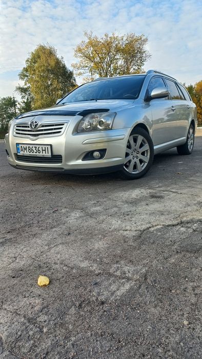 Продам тойоту авенсис