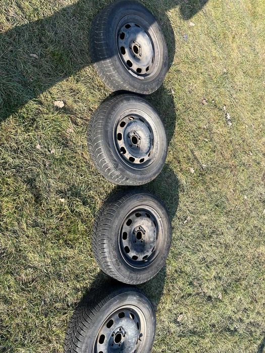 Felgi stalowe 15 SKODA/VW/SEAT + opony zimowe 195x65 Jelcz-Laskowice