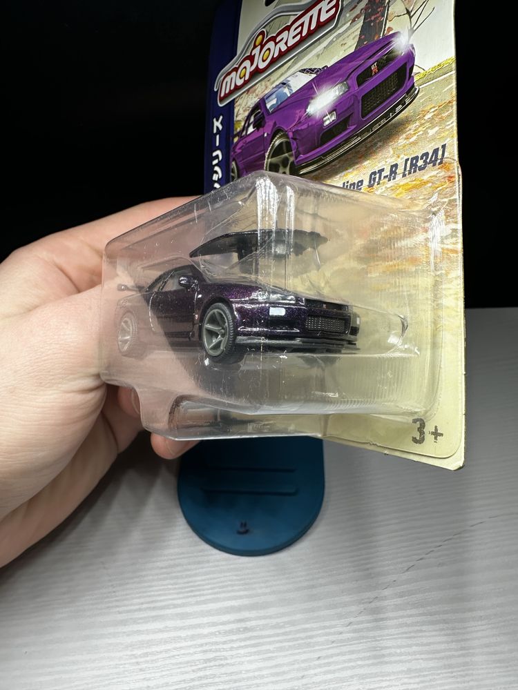 Majorette CHASE Nissan Skyline Gtr r34