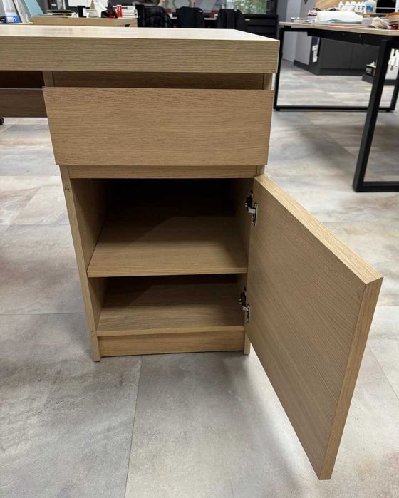Biurko MALM  IKEA z szufladą i półkami
