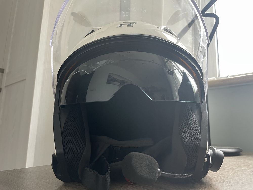 Kask motocyklowy RHINO + interkom FREEDCONN