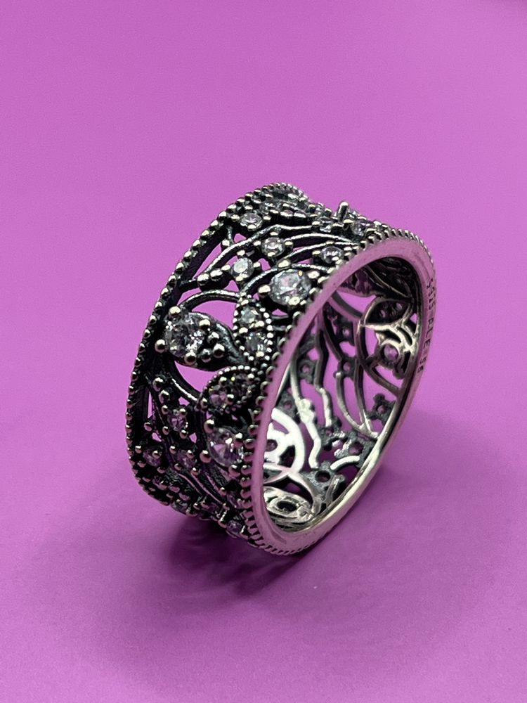 Ажурное серебряное кольцо: Изысканность в каждом элементе