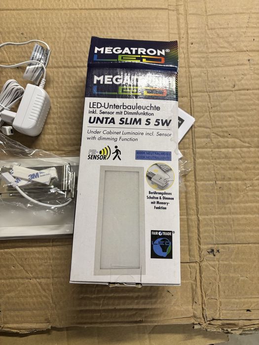 Lampka podszafkowa slim z czujnikiem 20 sztuk