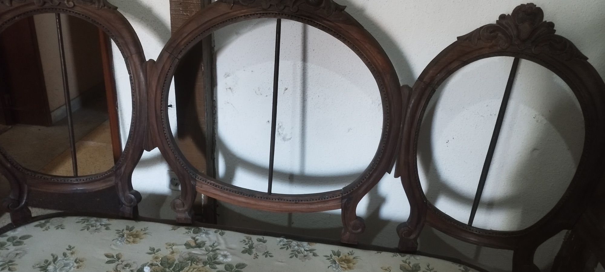 Cadeirão estilo Luís XV de 1 e 3 lugares