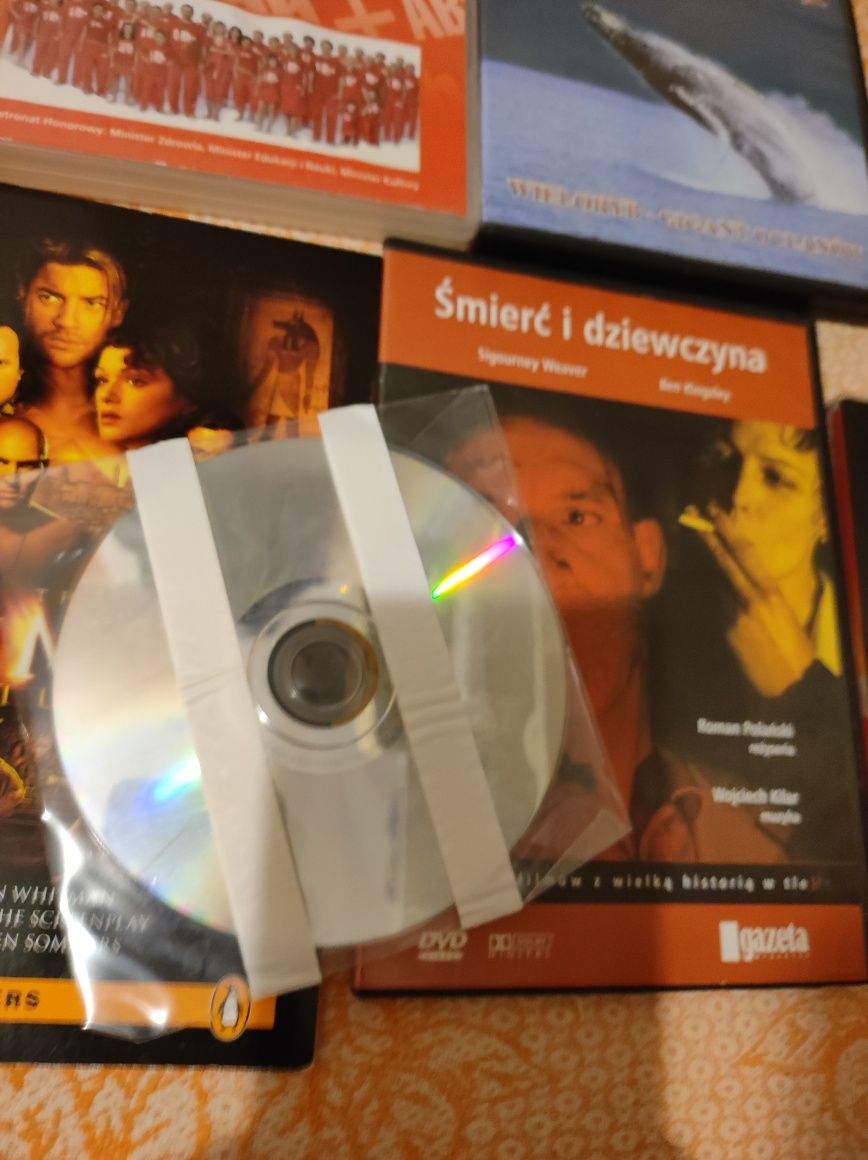 Płyty DVD i CD cena za zestaw