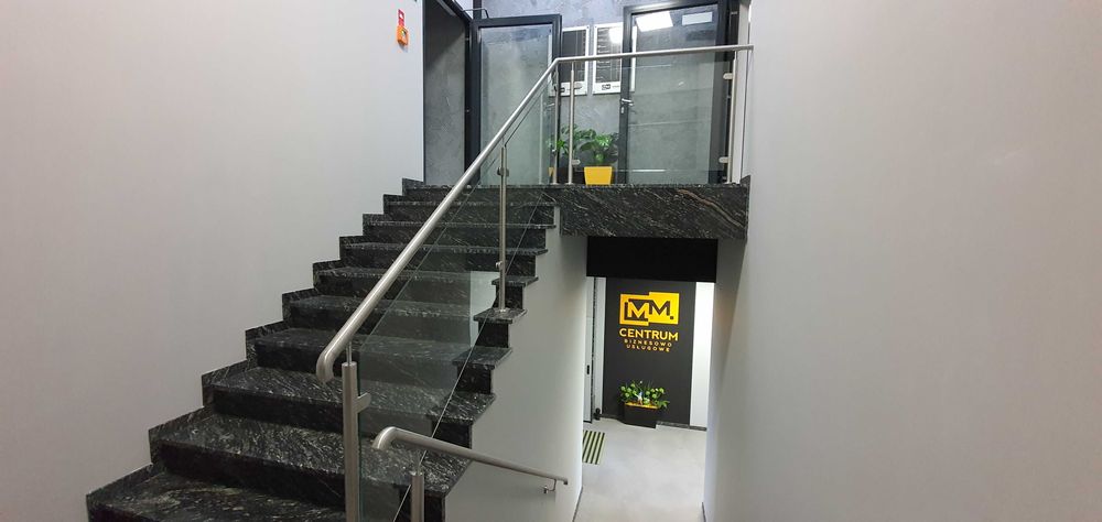 biuro Dąbrówka / Palędzie / Dopiewiec