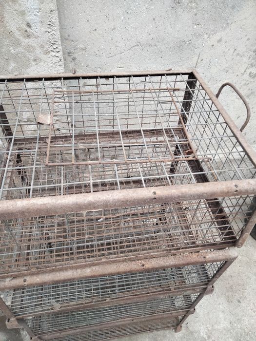 Продам клетки для нутрии.