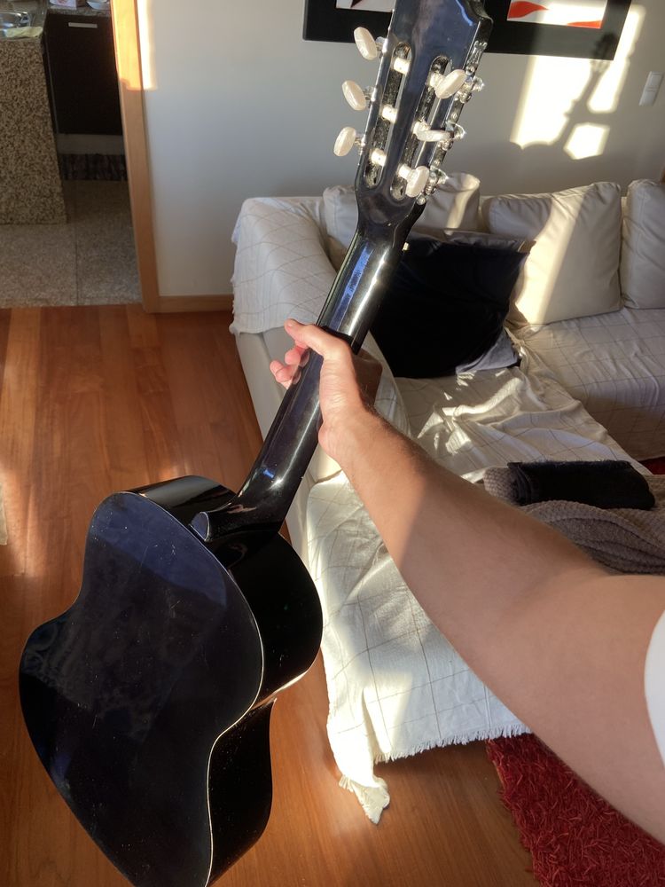 Guitarra acústica Gemma preta