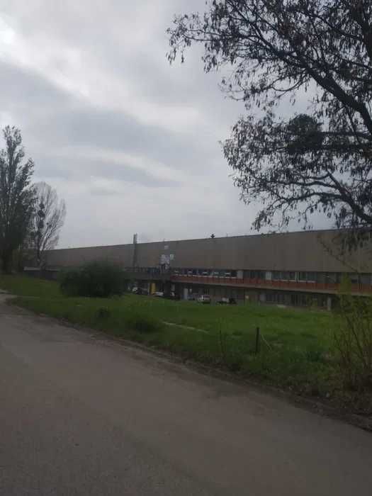 Niewielki magazyn do wynajęcia