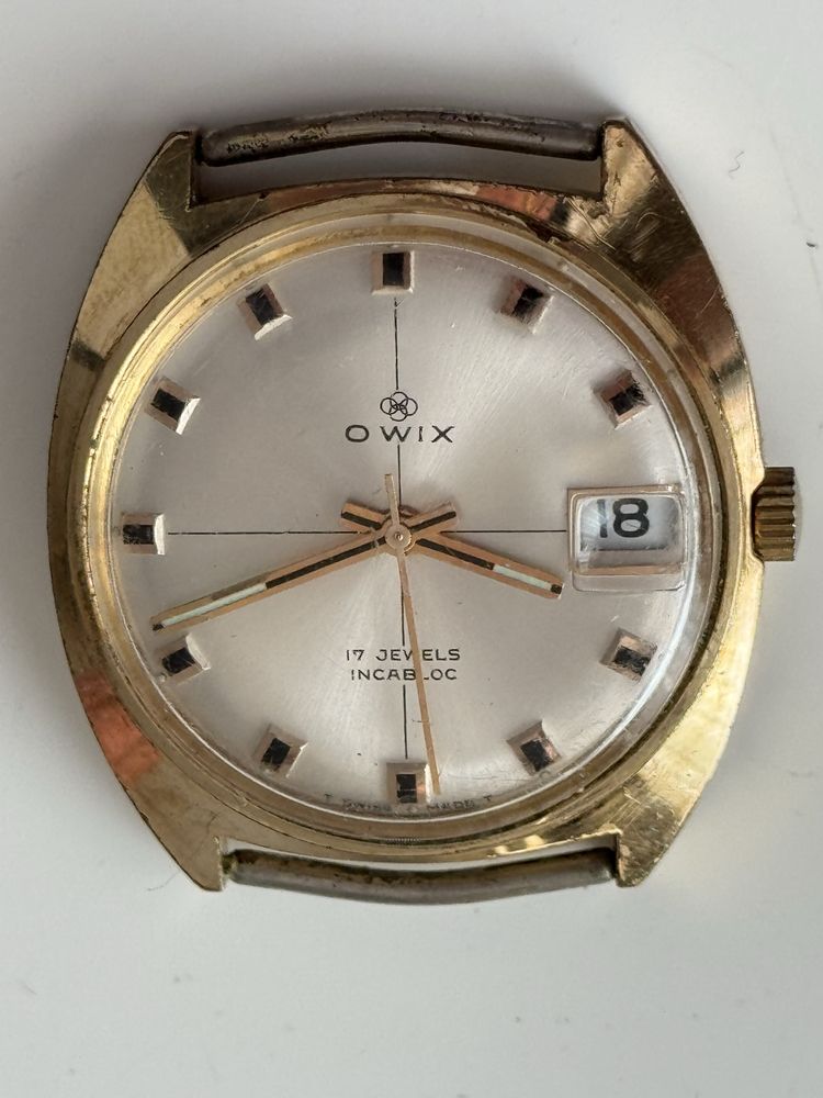 Zegarek Owix Swiss made, 17jewels, zlocony, wymiary 35.5/38mm, sprawny