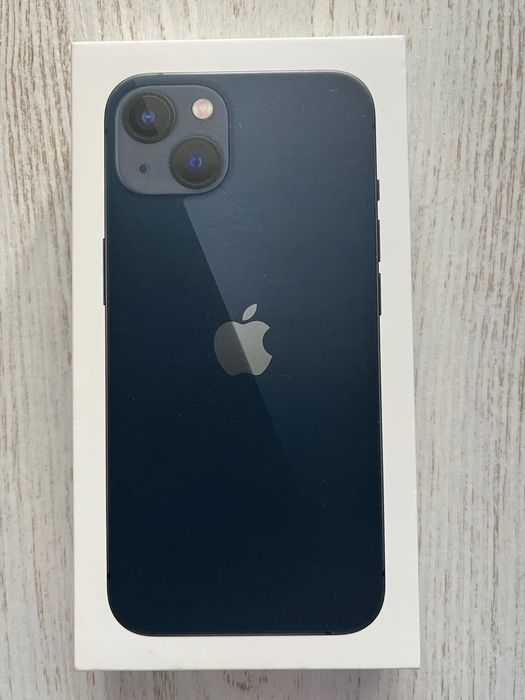 Pudełko po iPhone 13